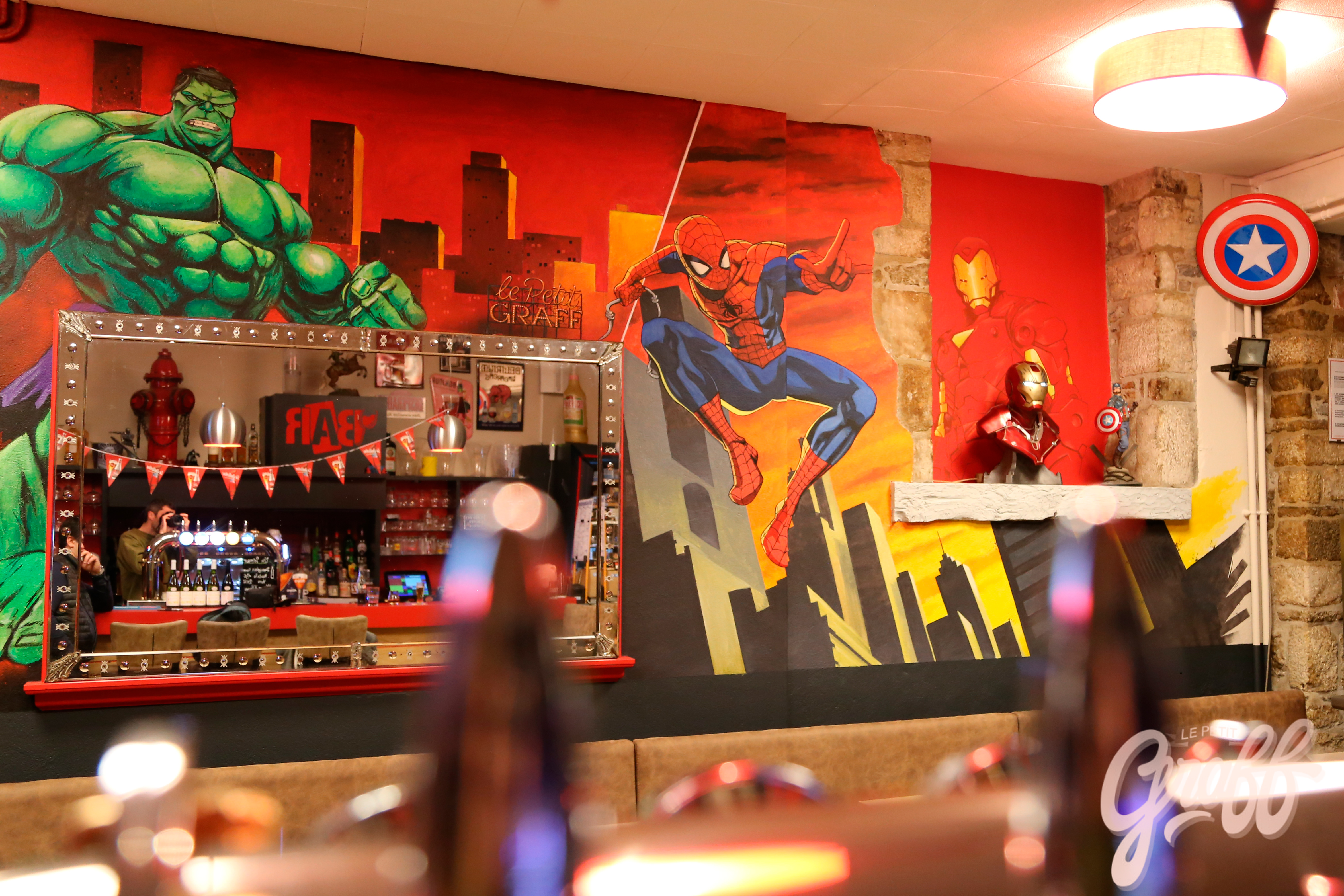 Décoration graffiti super-héros café marvel - Le Petit Graff